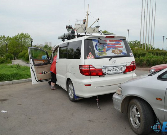 Из Владивостока на запад отправился патриотический бард-автопробег