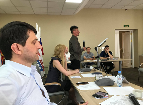 Валерий Шинкаренко и Федор Бирюков на конференции "РОДИНЫ" в Ленобласти (Санкт-Петербург, 27.06.2020)