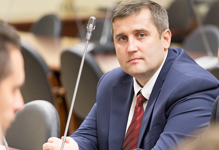 Рылеев: Регионы и муниципалитеты должны брать шефство над мобилизованными
