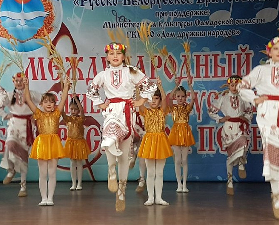 Валерий Барсук приветствовал лауреатов XV Международного белорусского фестиваля искусств "Беларусь – моя песня"