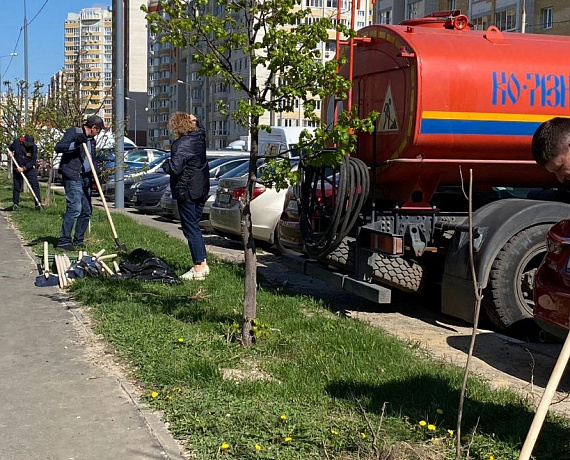 Тамбовские соратники приняли участие в субботниках
