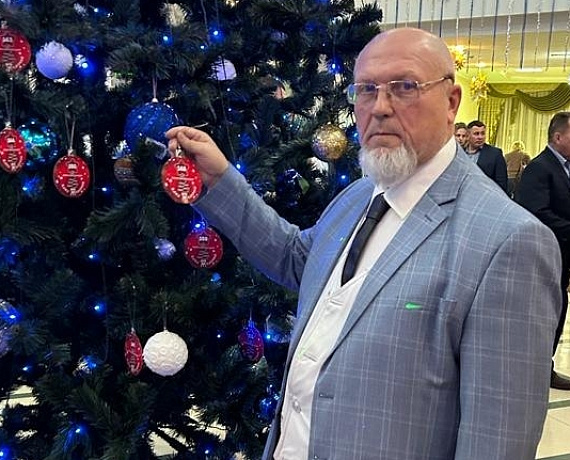 Сергей Еськов принял участие в акции "Елка желаний"