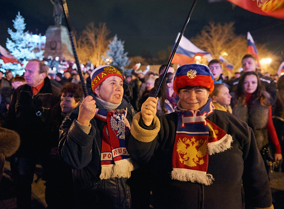 Митинг в Севастополе после референдума, выступление Алексея Журавлёва и Антона Тицкого, 16 марта 2014 г.