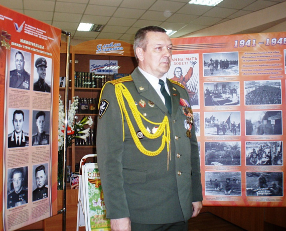 Презентация романа "Танкоград" прошла в библиотеке имени Татьяничевой города Челябинска