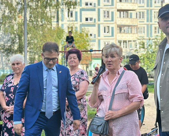 Однопартийцы приехали поддержать подмосковных кандидатов в депутаты