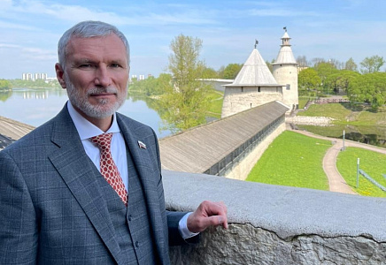 Журавлев: Курс "Основы российской государственности" должны вести патриоты