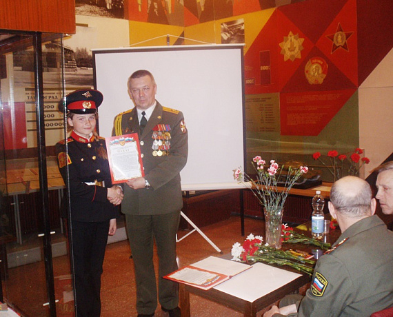 Челябинская "РОДИНА" подготовила школьников к службе в карауле