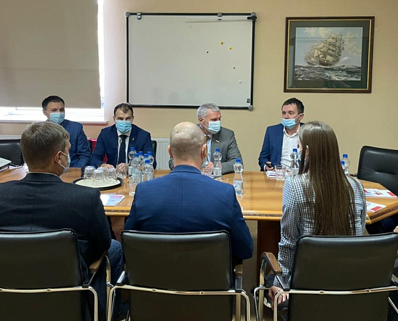 Алексей Журавлев встретился с активом реготделения "РОДИНЫ" в Свердловской области