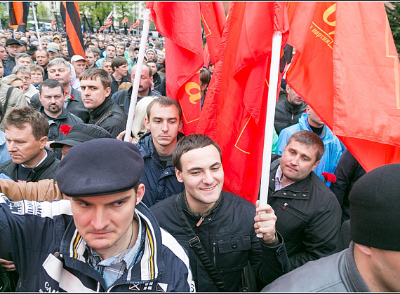 "РОДИНА" в Александровском саду почтила память погибших в Одессе, 5 мая 2014 г. (галерея 1)