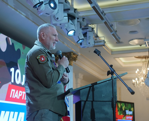 Алексей Журавлев: Народ, армия и Президент – едины!