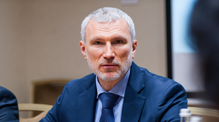 Журавлев предложил обязать власти регионов формировать ротацию госслужащих