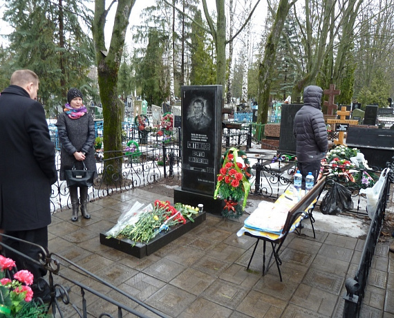 Липецкие соратники почтили память погибших офицеров СОБРа