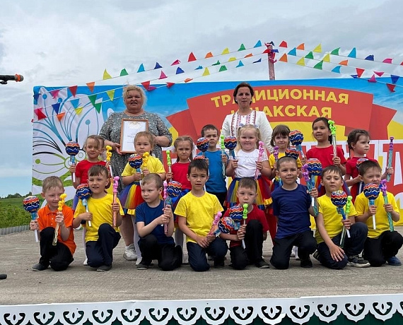 Владимир Михайлов принял участие в ярких народных гуляниях