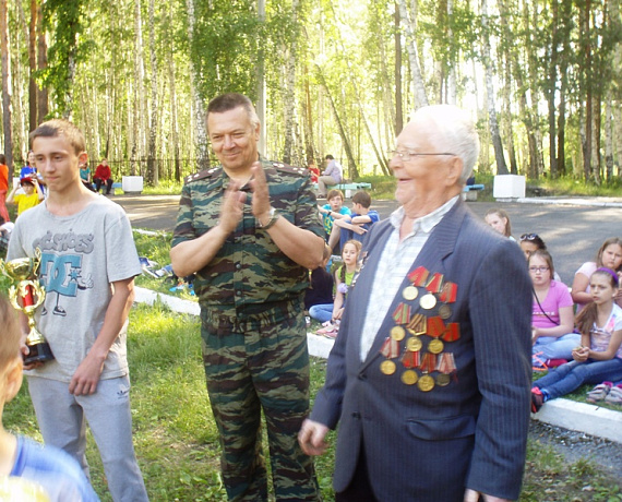 Челябинские патриоты провели уроки мужества для школьников