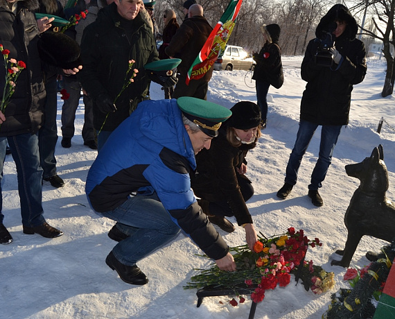 Патриоты Саратова почтили память героев-афганцев