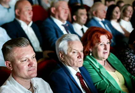 УЧАСТИЕ ВЛАДИМИРА СУХАРЕВА  В ТОРЖЕСТВЕННОМ МЕРОПРИЯТИИ КО ДНЮ РОССИИ