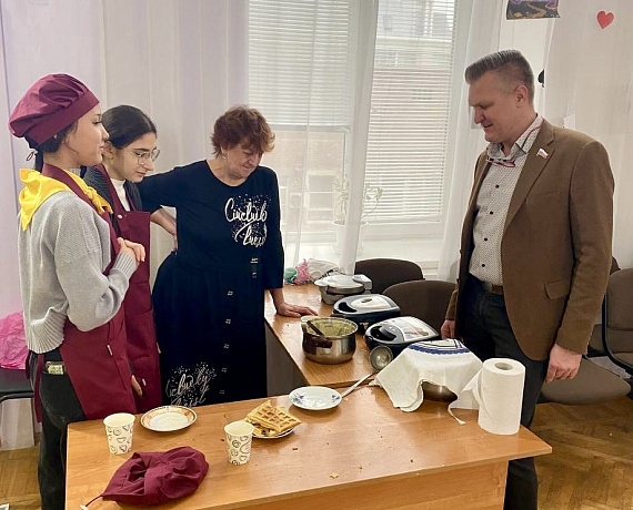 БЛАГОТВОРИТЕЛЬНАЯ АКЦИЯ БЕЗУМНОЕ ЧАЕПИТИЕ 04.12.2025 С УЧАСТИЕМ СУХАРЕВА В.