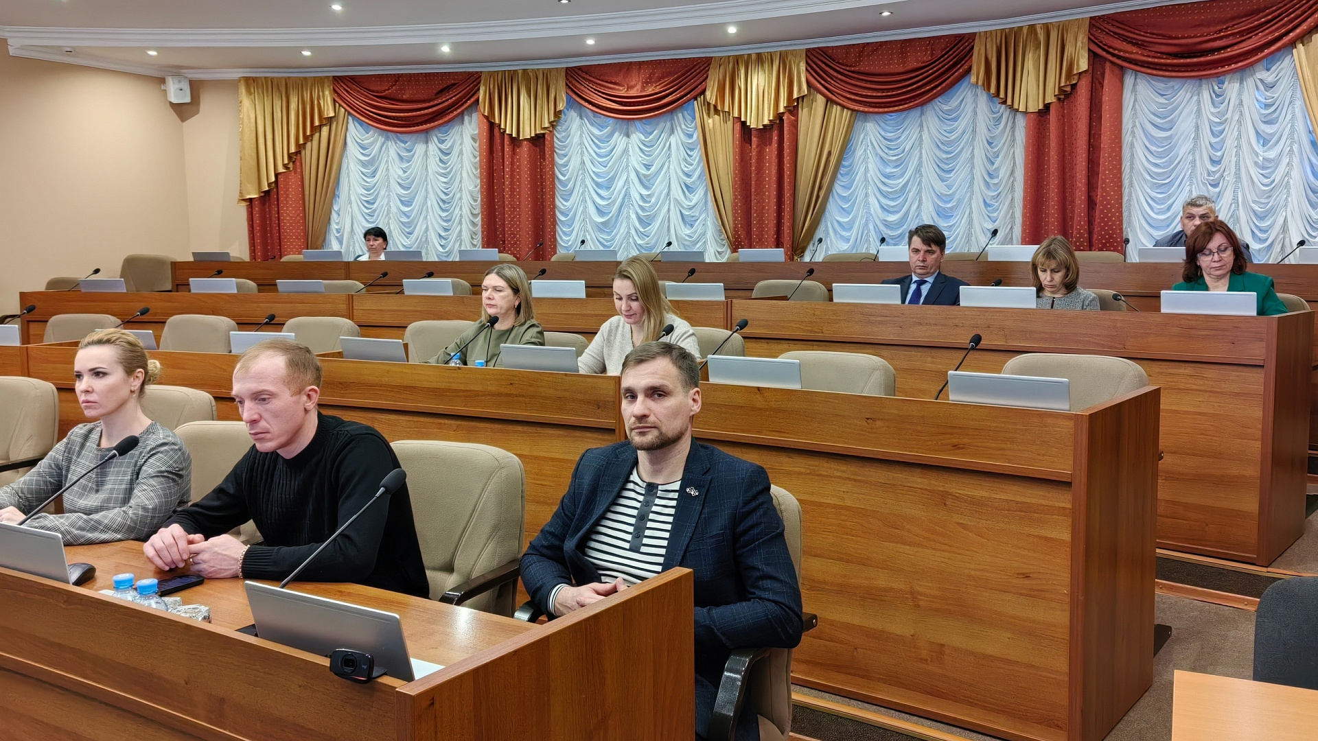 В обсуждении главного финансового документа Тамбова активное участие приняли депутаты от "РОДИНЫ"
