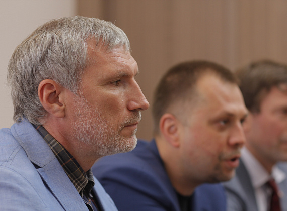Алексей Журавлёв в Донецке: пресс-конференция, общение с прессой, интервью (часть 1), 12 июня 2014 г.