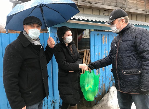 "РОДИНА" провела акцию помощи людям, оказавшимся в сложном положении из-за пандемии коронавируса (13.04.2020)