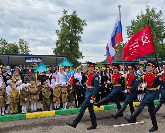 Елена Леонова посетила парад дошкольников в тамбовском детсаду "Жемчужинка"