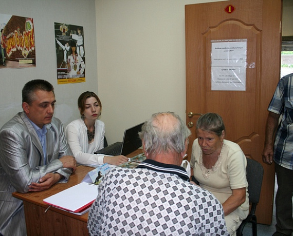Воронежские родинцы помогли землякам разобраться в повседневных проблемах