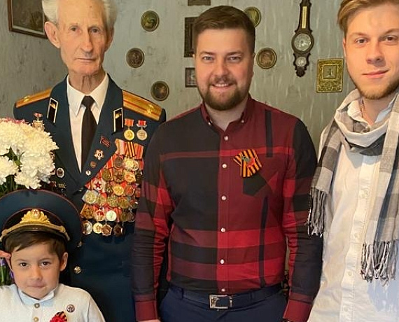 Соратники в Воронежской области поздравили ветеранов с праздником