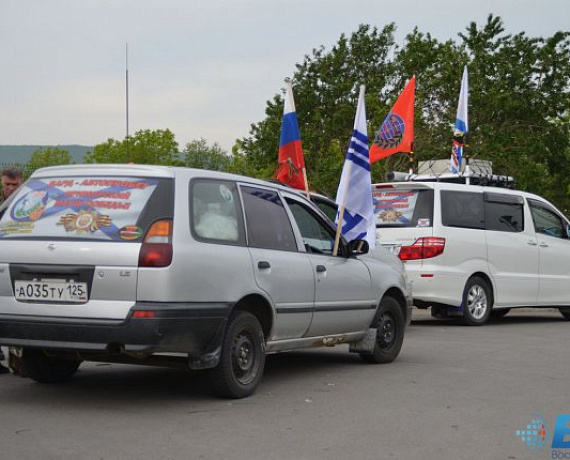 Из Владивостока на запад отправился патриотический бард-автопробег
