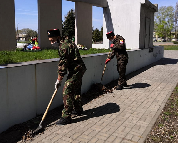 Воронежские соратники провели ремонт и благоустройство мемориала воинам, павшим в годы Великой Отечественной войны
