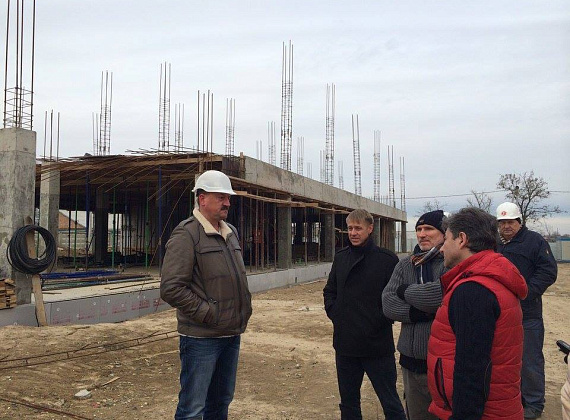 Алексей Журавлёв осмотрел стройплощадки соцобъектов в ПМР, 02.12.2014