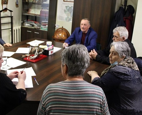 Новосибирские депутаты от "РОДИНЫ", Вячеслав Илюхин и Леонид Рыбин, провели прием избирателей