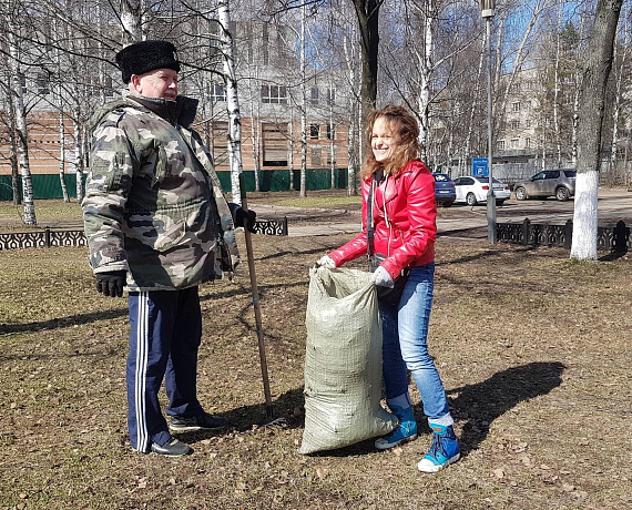 Ярославские родинцы провели субботник у Музея Боевой Славы