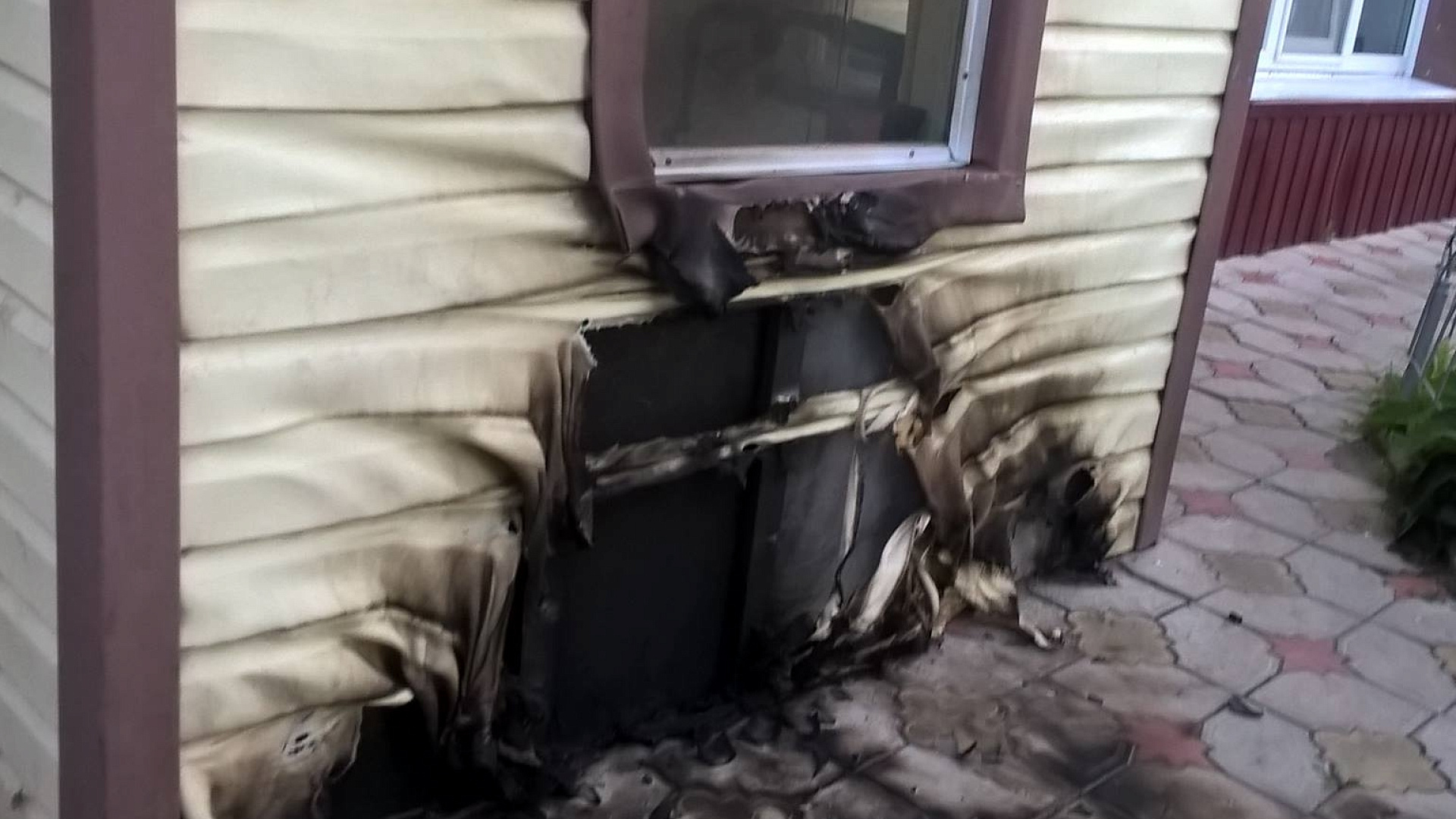 В Ставрополе злоумышленники напали на дом кандидата от "РОДИНЫ" с "коктейлем Молотова"