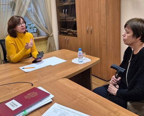 Елена Леонова провела личный прием граждан