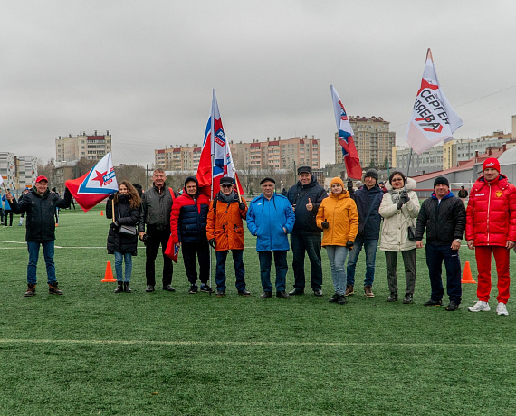 Футбольная команда "Родина" одолела сборную Южного Урала