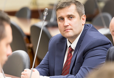 Рылеев: Владельцы АЗС мечтают о сверхдоходах производителей гречки