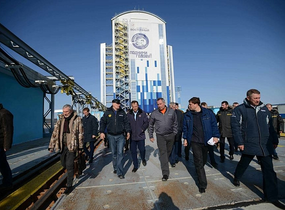 Рабочий визит Алексея Журавлева в составе делегации ВПК на космодром "Восточный" 20.03.2017 г.