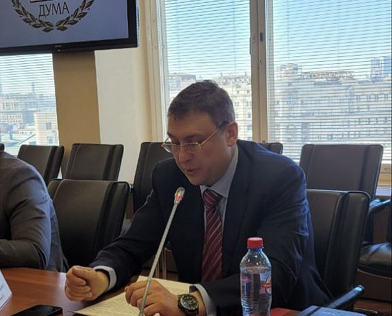 11 марта 2022 г. в Государственной Думе прошло заседание Комиссии по вопросам соблюдения законодательства и парламентскому контролю Комитета Госдумы по вопросам семьи, женщин и детей.