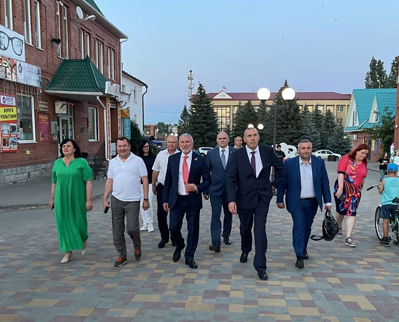 Алексей Журавлев в Кирсанове принял участие в торжествах, посвященных Дню города