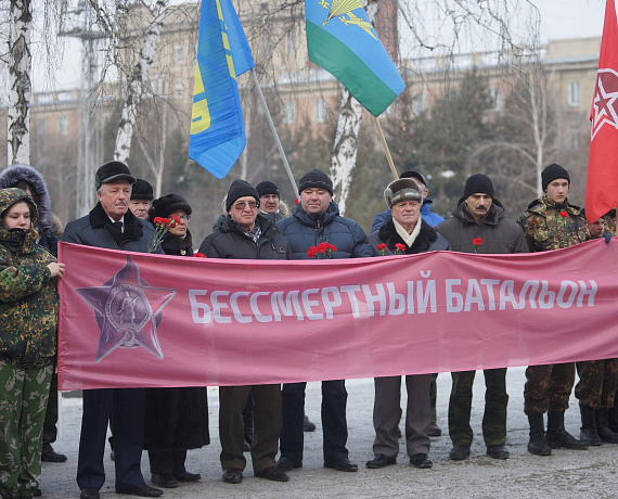 Новосибирские партийцы почтили память бойцов, погибших в Афганистане