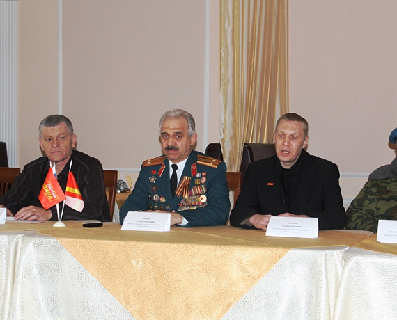 Соратники провели пресс-конференцию на Южном Урале
