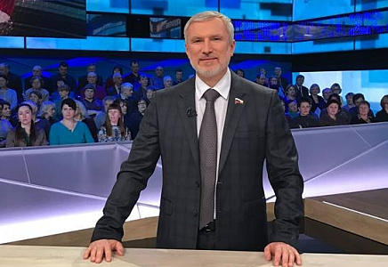 Алексей Журавлев: Евросоюз пытается запудрить мозги Армении