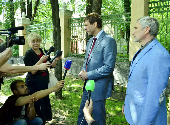 Алексей Журавлёв в Донецке: пресс-конференция, общение с прессой, интервью (часть 2), 12 июня 2014 г.