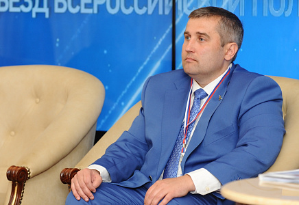 Рылеев: Средние доходы россиян сейчас могут вырасти лишь в статистических данных