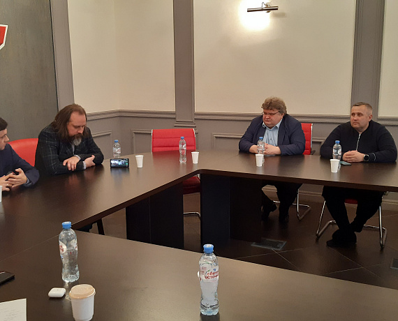 "Тигры Родины" провели круглый стол о психологической борьбе общества в условиях СВО и русофобии Запада