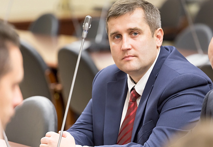 Рылеев: Ужесточение наказания должно сочетаться с упрощением налогового механизма