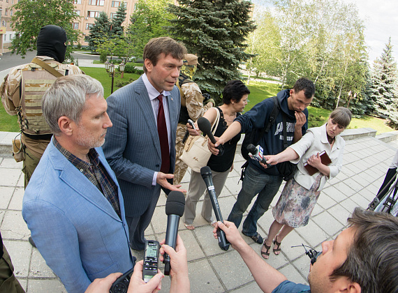 Алексей Журавлёв и Олег Царёв: Наша цель: спасти соотечественников и помочь Новороссии