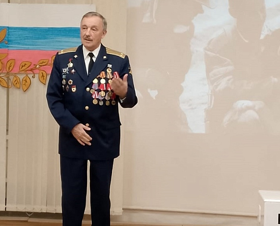 Леонид Рыбин встретился с воспитанниками Клуба юных техников ЦДТ "Содружество"