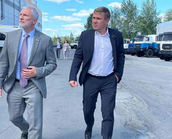 Алексей Журавлев в Миассе посетил автомобильный завод "УРАЛ"