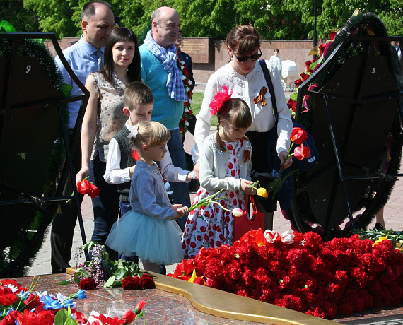 Воронежская "РОДИНА" почтила память героев Великой Отечественной войны